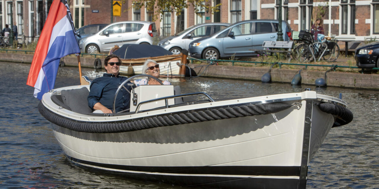 Isloep toont hybride motor op Boot Holland
